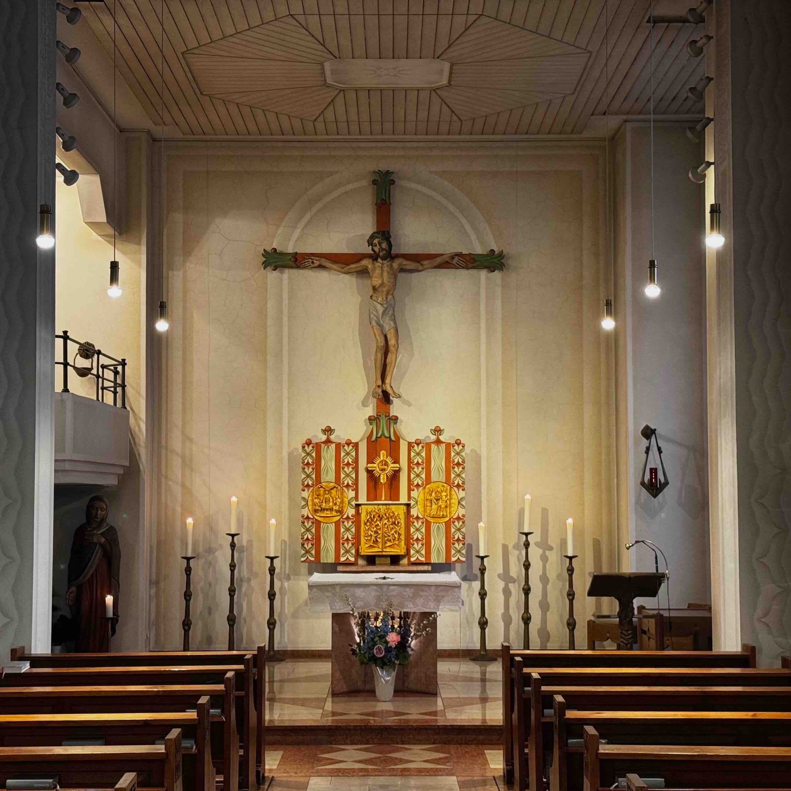 Altarraum der Kapelle
